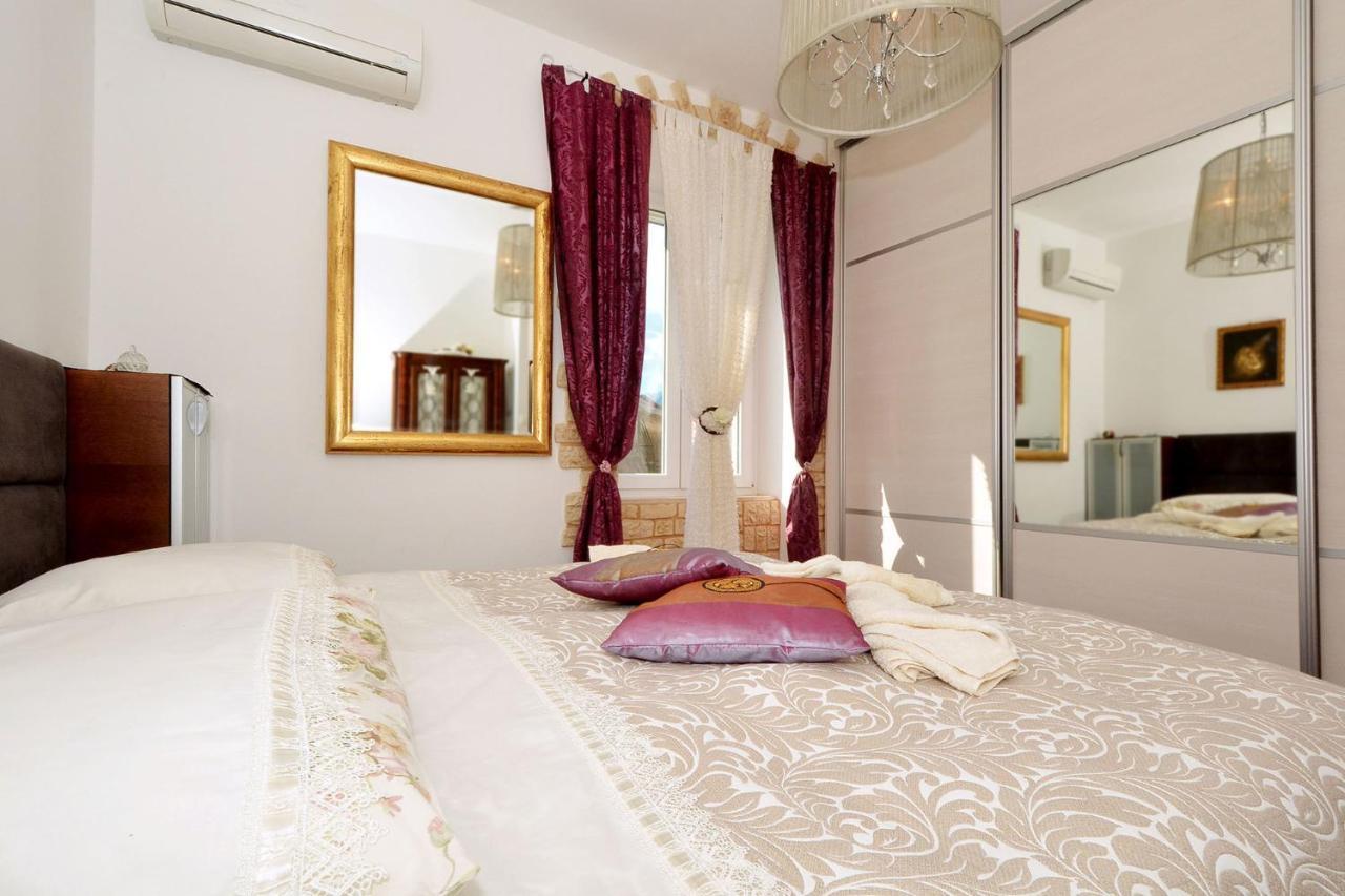 Apartment Villa Bepe Vranjic Bagian luar foto